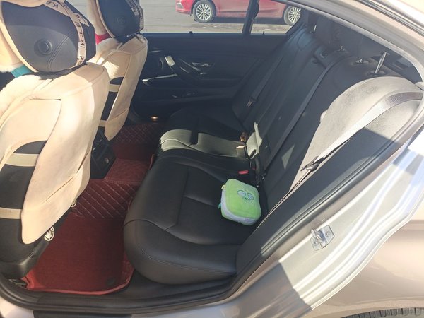 BMW 3 Series 2015, 89000 км, за 9910 USD - фото 18