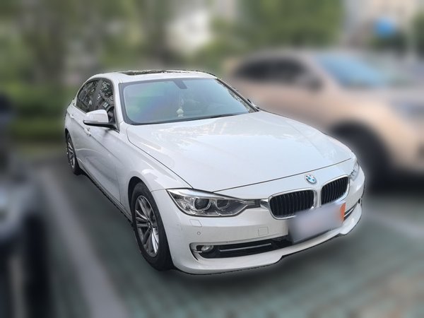 BMW 3 Series 2015, 130600 км, за 8587 USD