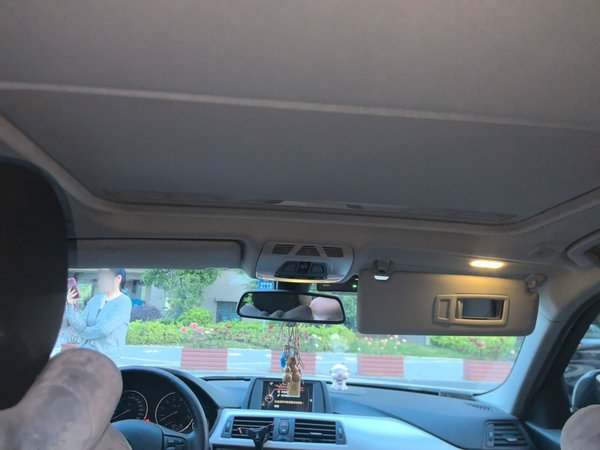 BMW 3 Series 2015, 130600 км, за 8587 USD - фото 19