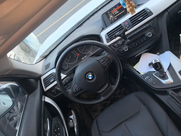 BMW 3 Series 2015, 130600 км, за 8587 USD - фото 11