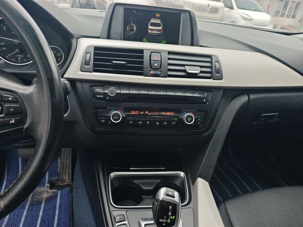 BMW 3 Series 2015, 157400 км, за 10136 USD - фото 16