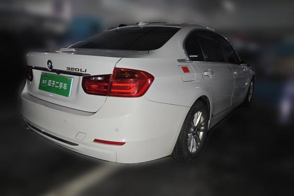 BMW 3 Series 2015, 177300 км, за 9923 USD - фото 6