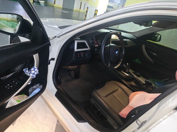 BMW 3 Series 2015, 42000 км, за 15831 USD - фото 20