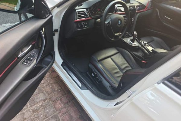 BMW 3 Series 2015, 82000 км, за 8778 USD - фото 13