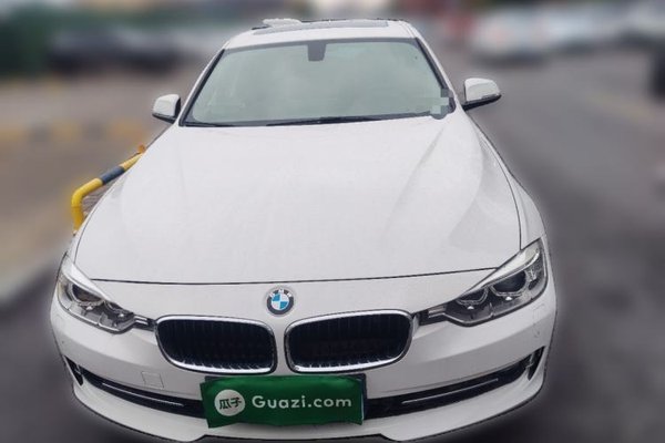 BMW 3 Series 2015, 97000 км, за 8790 USD