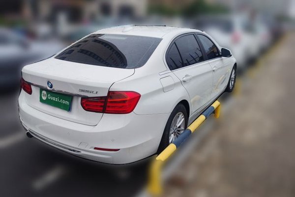 BMW 3 Series 2015, 97000 км, за 8790 USD