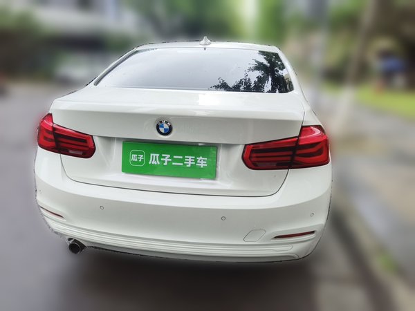 BMW 3 Series 2016, 86900 км, за 8963 USD