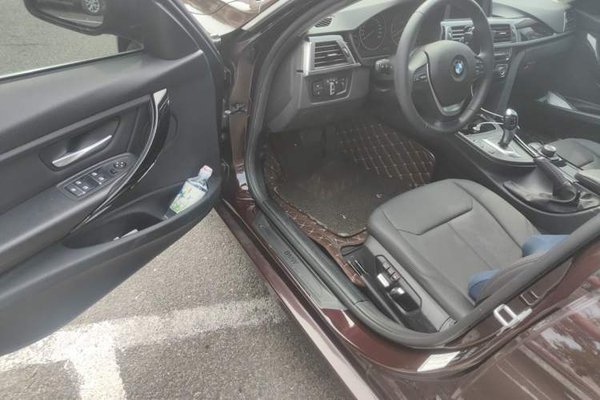 BMW 3 Series 2016, 44200 км, за 11438 USD - фото 19