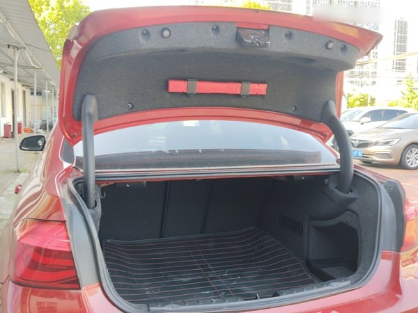 BMW 3 Series 2016, 95399 км, за 10405 USD - фото 22