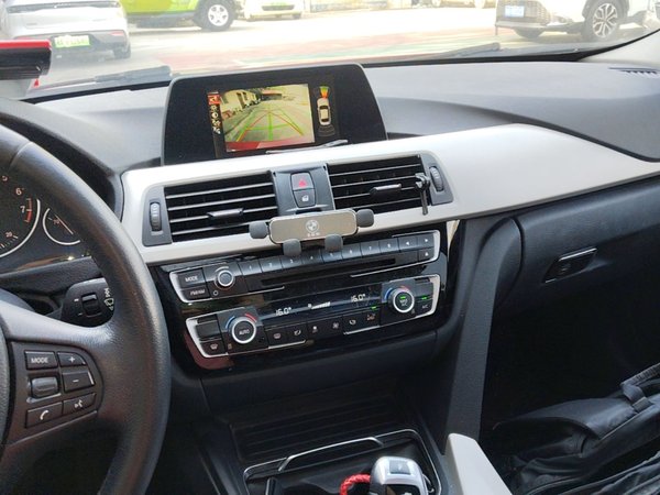 BMW 3 Series 2016, 95399 км, за 10405 USD - фото 16