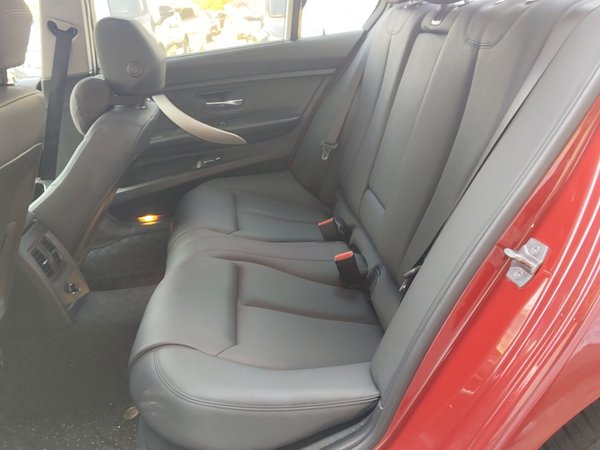 BMW 3 Series 2016, 95399 км, за 10405 USD - фото 20