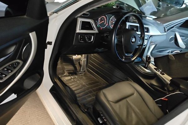 BMW 3 Series 2016, 109600 км, за 8481 USD - фото 17
