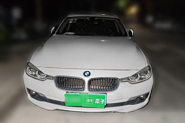 BMW 3 Series 2016, 109600 км, за 8481 USD