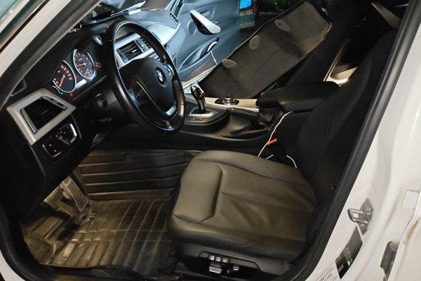 BMW 3 Series 2016, 109600 км, за 8481 USD - фото 16