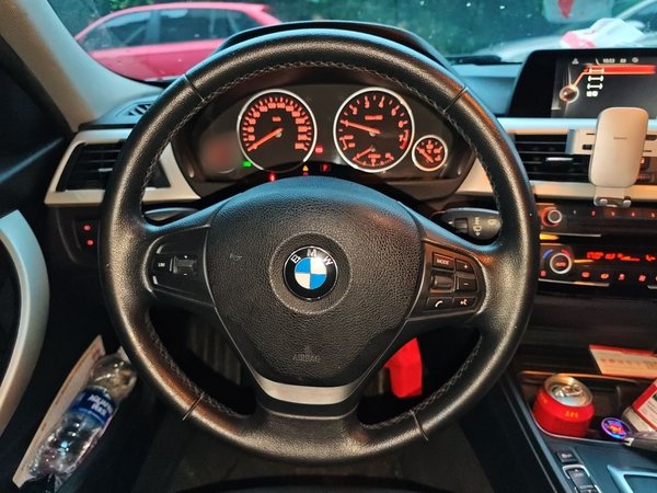 BMW 3 Series 2016, 132300 км, за 8786 USD - фото 11