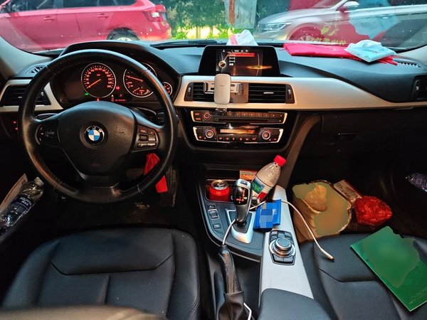 BMW 3 Series 2016, 132300 км, за 8786 USD - фото 10
