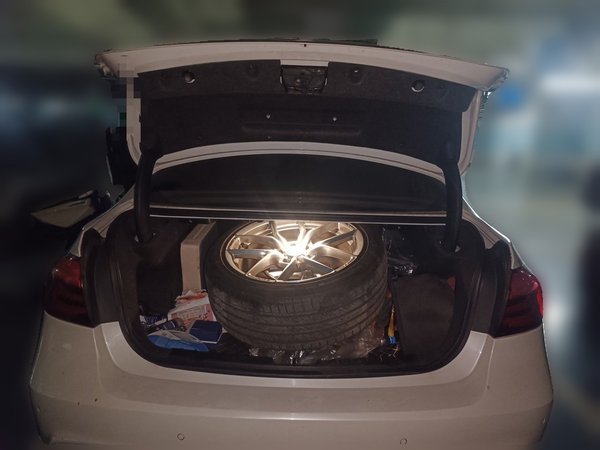 BMW 3 Series 2016, 165300 км, за 8348 USD - фото 20