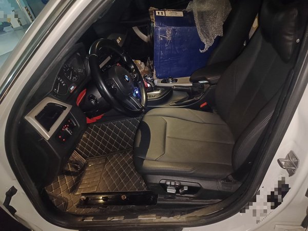 BMW 3 Series 2016, 165300 км, за 8348 USD - фото 16