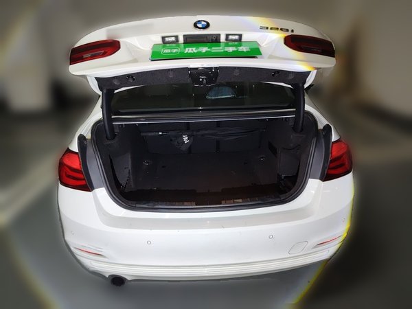 BMW 3 Series 2016, 73000 км, за 9406 USD - фото 12