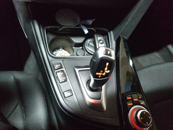 BMW 3 Series 2016, 73000 км, за 9406 USD - фото 20