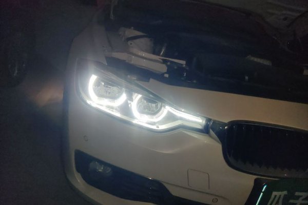 BMW 3 Series 2016, 88100 км, за 11527 USD