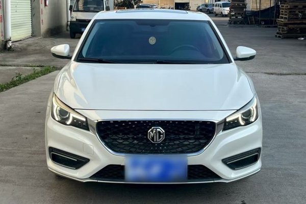 BMW 3 Series 2016, 88100 км, за 11527 USD - фото 6