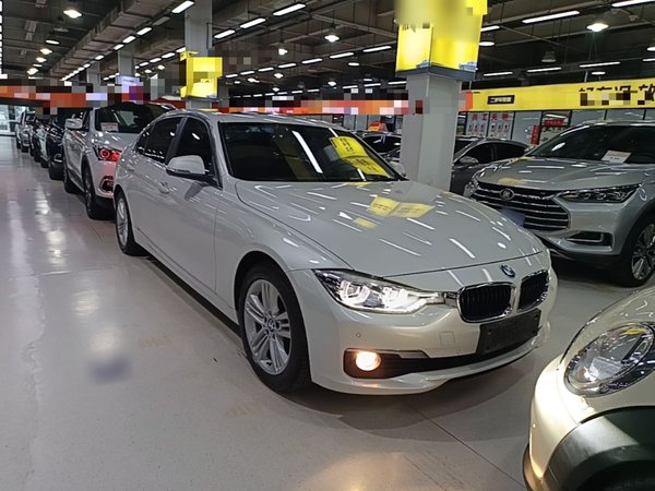 BMW 3 Series 2016, 91400 км, за 12247 USD