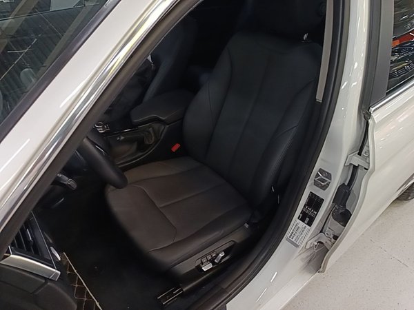 BMW 3 Series 2016, 91400 км, за 12247 USD - фото 18