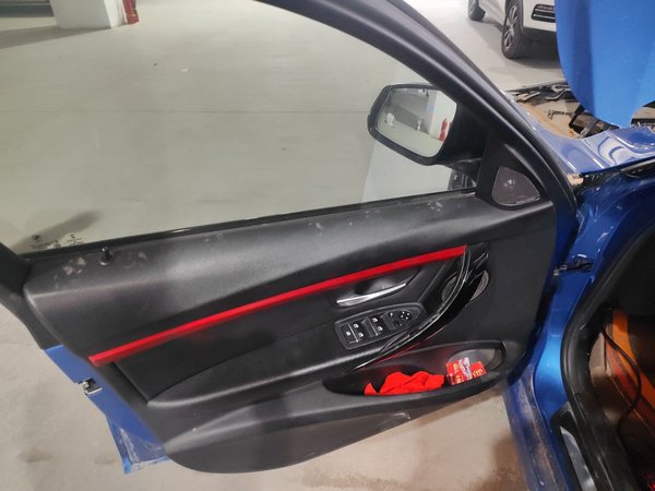 BMW 3 Series 2017, 102500 км, за 11097 USD - фото 26