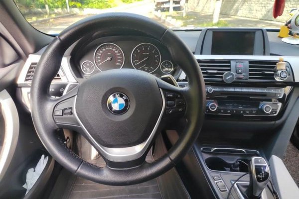 BMW 3 Series 2017, 153100 км, за 11569 USD - фото 9