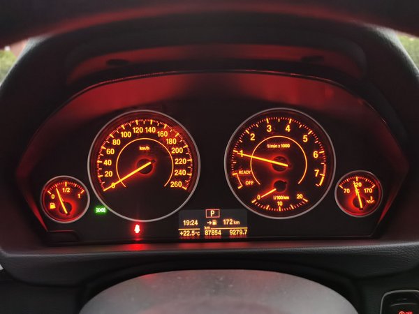 BMW 3 Series 2017, 87800 км, за 11391 USD - фото 12