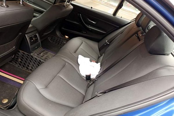 BMW 3 Series 2017, 94000 км, за 12733 USD - фото 20