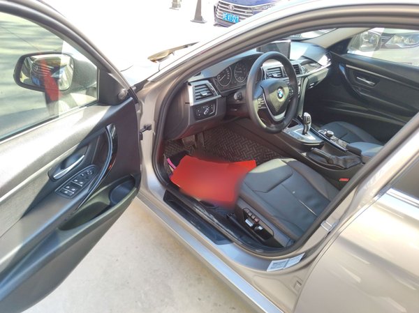 BMW 3 Series 2017, 124500 км, за 11678 USD - фото 19