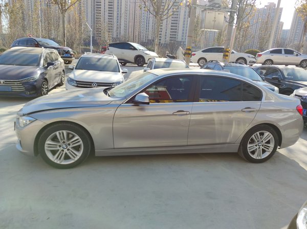 BMW 3 Series 2017, 124500 км, за 11678 USD