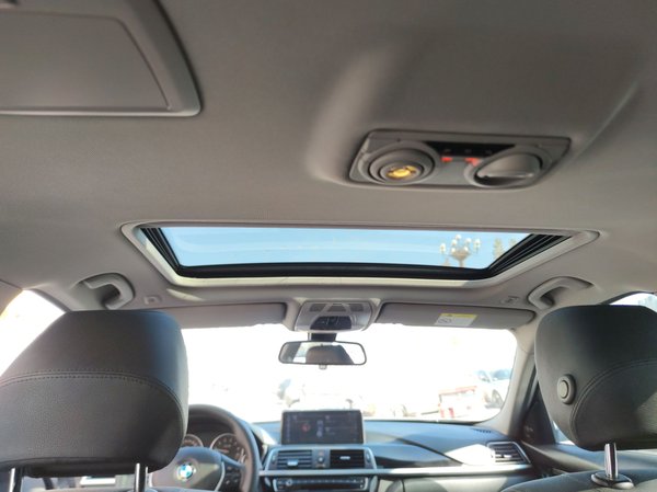 BMW 3 Series 2017, 124500 км, за 11678 USD - фото 21