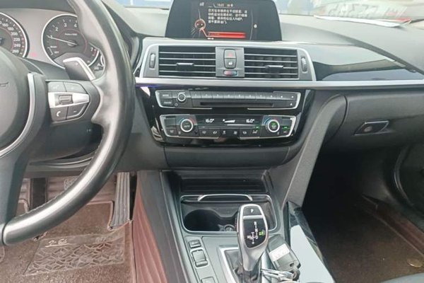 BMW 3 Series 2017, 108200 км, за 11481 USD - фото 15