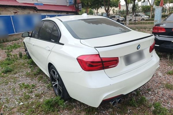 BMW 3 Series 2017, 108200 км, за 11481 USD