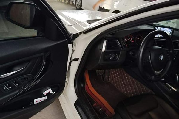BMW 3 Series 2017, 115900 км, за 12747 USD - фото 19