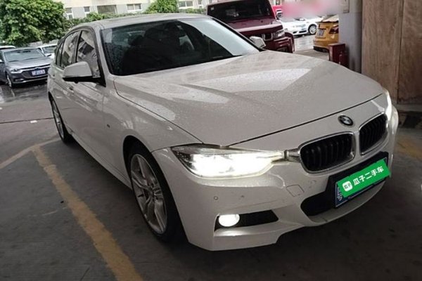 BMW 3 Series 2017, 115900 км, за 12747 USD