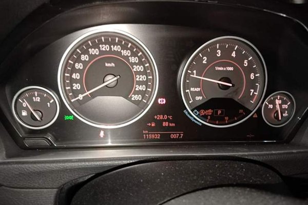 BMW 3 Series 2017, 115900 км, за 12747 USD - фото 15