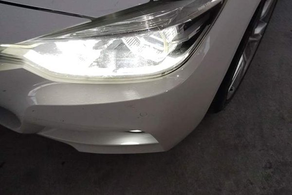 BMW 3 Series 2017, 115900 км, за 12747 USD - фото 9