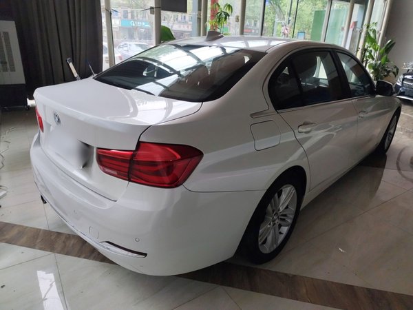 BMW 3 Series 2017, 121199 км, за 12106 USD - фото 10