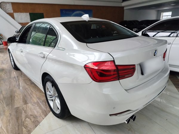 BMW 3 Series 2017, 121199 км, за 12106 USD