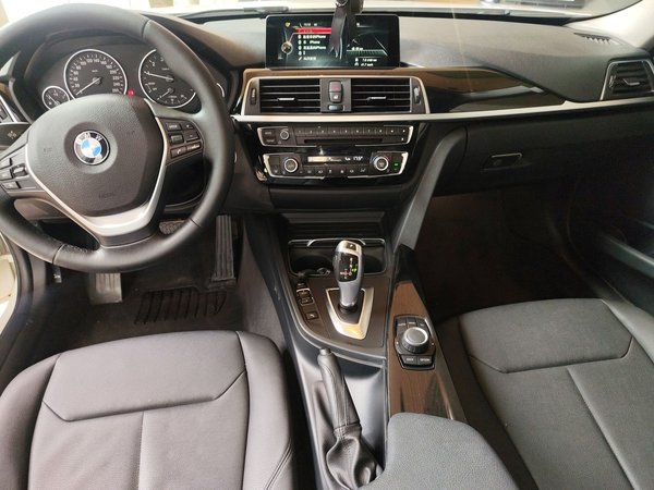 BMW 3 Series 2017, 121199 км, за 12106 USD - фото 20
