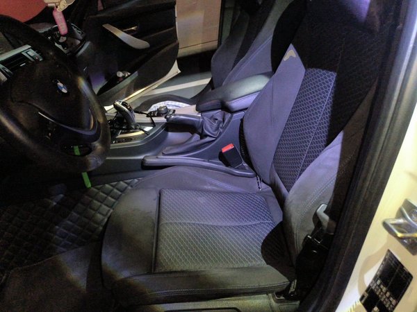 BMW 3 Series 2017, 124100 км, за 12572 USD - фото 14