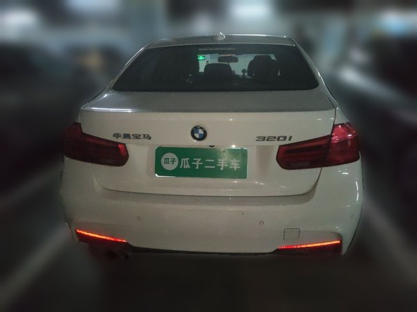 BMW 3 Series 2017, 55700 км, за 11107 USD