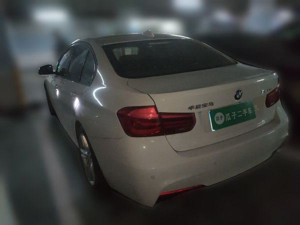 BMW 3 Series 2017, 55700 км, за 11107 USD