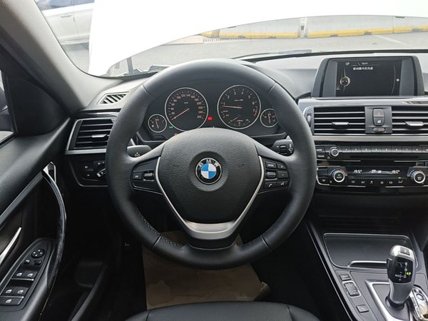 BMW 3 Series 2017, 82000 км, за 12779 USD - фото 14