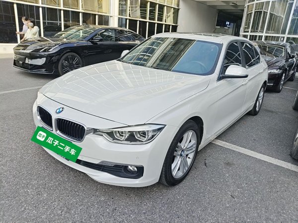 BMW 3 Series · 2017 год