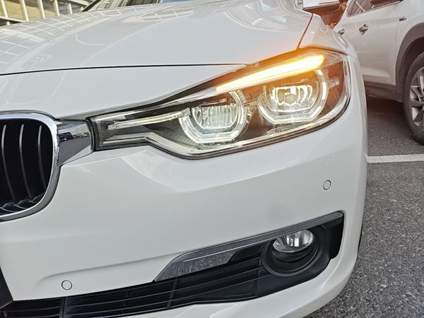 BMW 3 Series 2017, 82000 км, за 12779 USD - фото 9